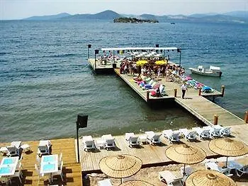 Royal Heights Hotel *