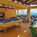 Hotel Royal Heights *