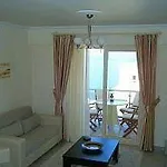 Hotel Royal Heights *