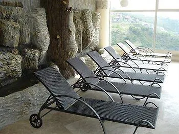 Royal Heights Hotel *